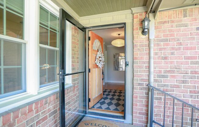 Charming 2BR in Historic Home – Bright, Spacious & Updated!