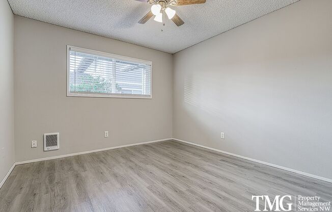 2 beds, 1 bath, $1,495