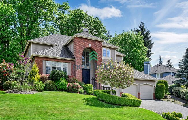 Beautiful Bellevue Home with 4 Beds + Bonus + Den for Rent