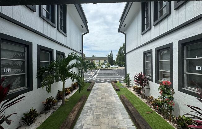 Studio, 1 bath, 500 sqft, $1,495, Unit P205