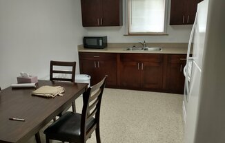5260 W FOSTER