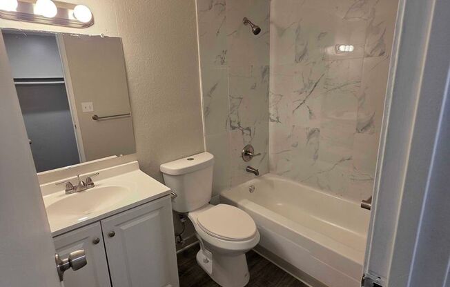 2 beds, 2 baths, 810 sqft, $1,199, Unit B-214