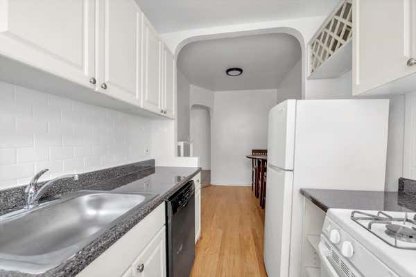 Studio, 1 bath, 550 sqft, $2,000, Unit A8