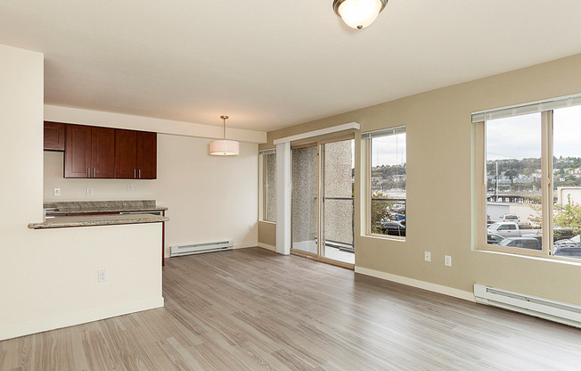 2 beds, 2 baths, 930 sqft, $2,895, Unit 106