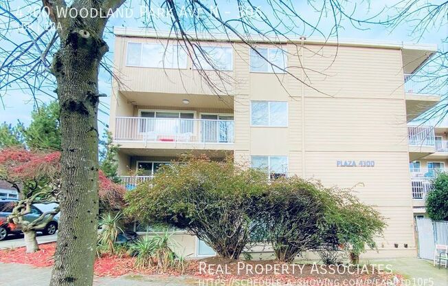 4300 Woodland Park Ave N