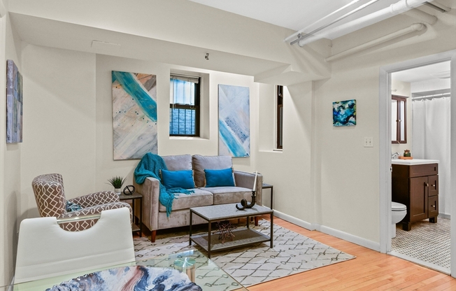 186 Commonwealth Ave
