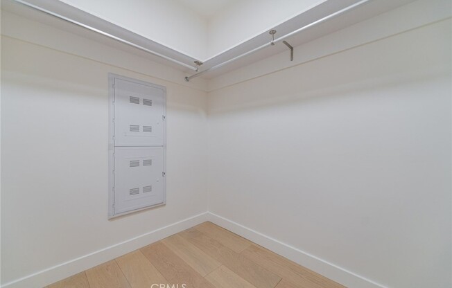 1 bed, 1 bath, 711 sqft, $2,800, Unit 1414