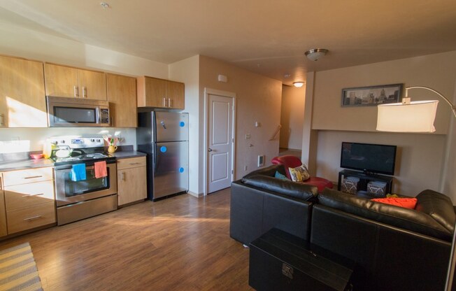 2 beds, 2.5 baths, 1,285 sqft, $1,600, Unit 02