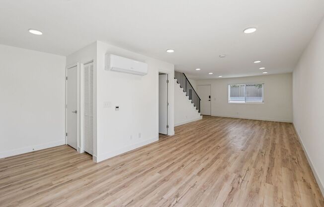 2 beds, 1.5 baths, 1,215 sqft, $3,840, Unit 601