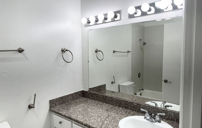 1 bed, 1 bath, 750 sqft, $1,625