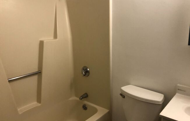1 bed, 1 bath, 600 sqft, $1,950, Unit 151 - Unit 21