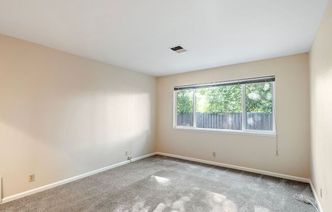 Single Level Ranch Home In Desirable Clayton Valley Highlands Neighborhood!