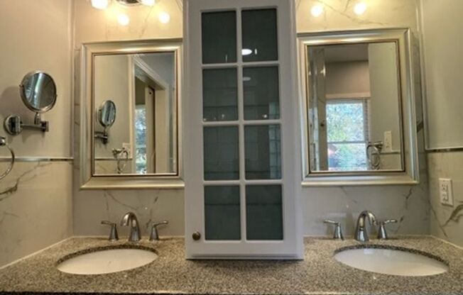 4 beds, 2 baths, $3,000