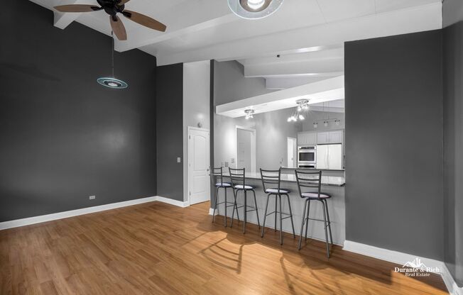 Spectacular, Spacious & Sunny Apartment with All Utilities Included