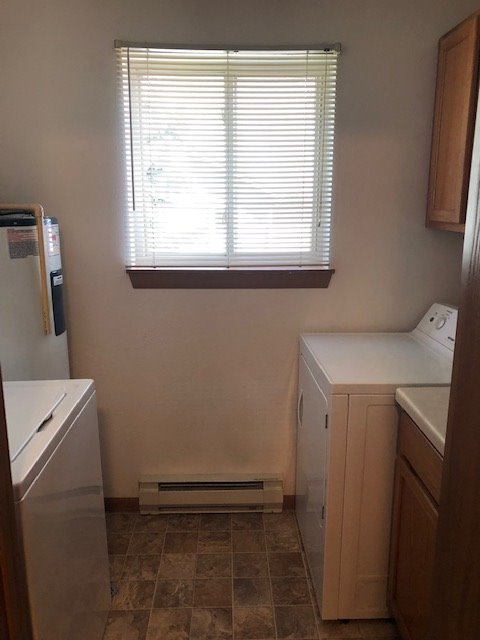 2 beds, 2 baths, 1,220 sqft, $1,600, Unit Unit 7