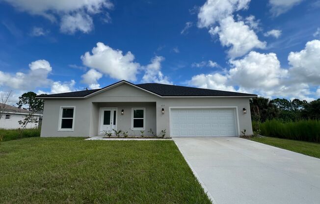 GORGEOUS 4 BD/2BA Home in Palm Bay!