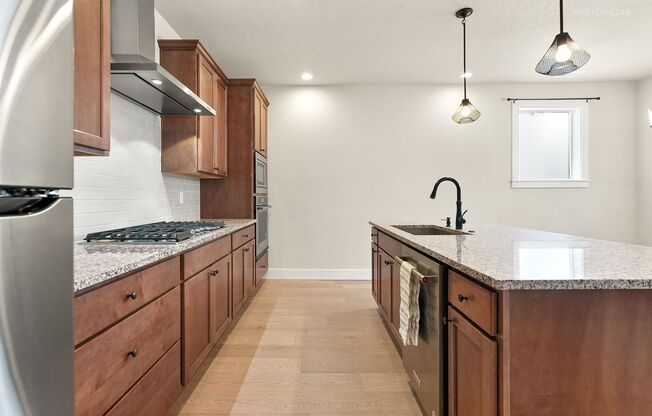Beautiful 4bdrm/2.5bath Cedar Mill Home with AC, 2-Car Garage & Upgraded Finishes!
