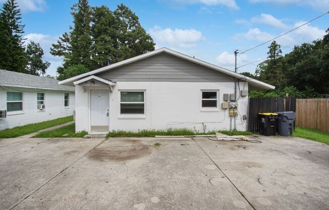 Duplex in Winter Haven now available!