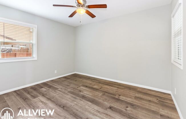 Rare Newly Renovated 5 Bath/2 Bath Available Now!