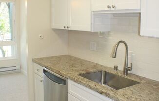 Stunning, large 1 bedroom at Woodlake