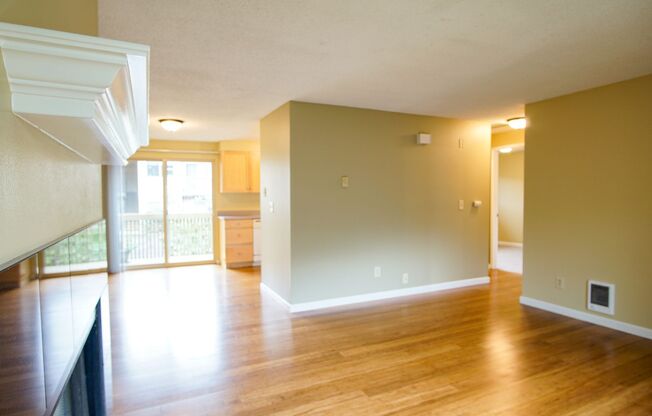 2 beds, 1 bath, $1,625