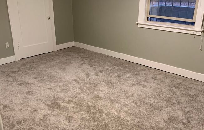 Studio, 1 bath, 400 sqft, $1,350, Unit 9