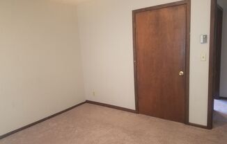 2 beds, 1 bath, 742 sqft, $775, Unit Apt 1