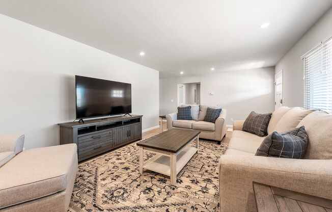 Spacious 3 BD / 2 BA Home with Beautifully Remodeled Interior!