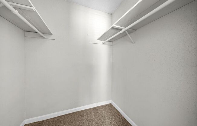 2 beds, 1 bath, 1,092 sqft, $1,199, Unit 537-201