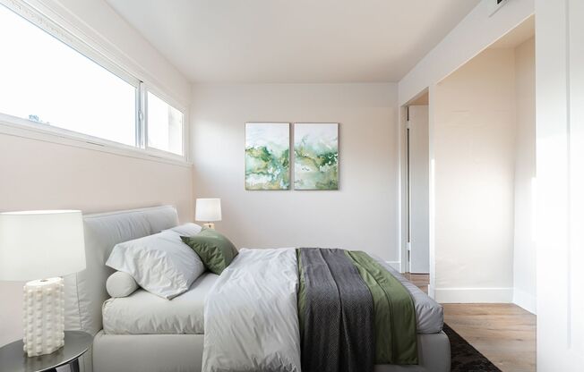 Studio In Central West Seattle