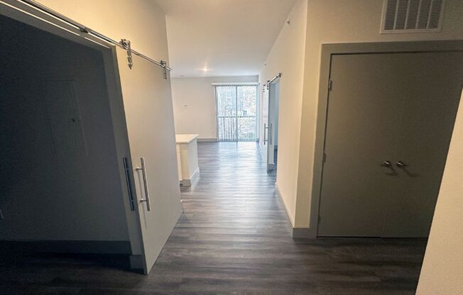 1 bed, 1 bath, 615 sqft, $1,695, Unit 3250-311