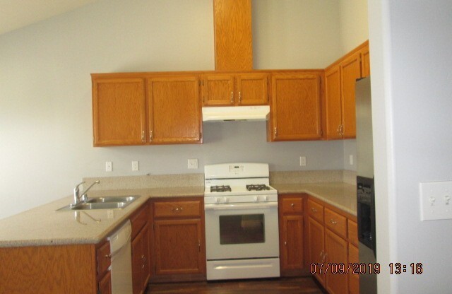 4 beds, 2 baths, $2,250