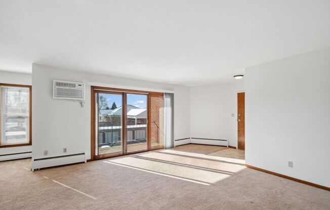 2 beds, 1 bath, 1,000 sqft, $1,525, Unit 2190-306