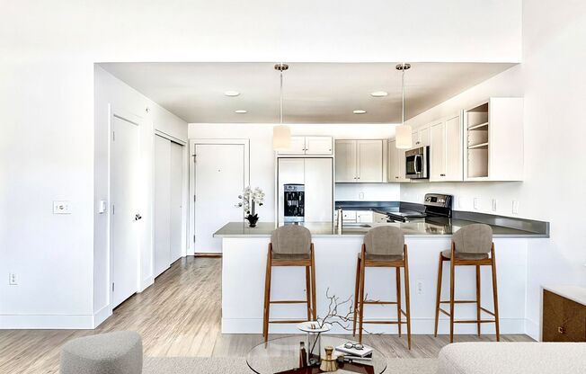 2 beds, 2 baths, 1,032 sqft, $1,925, Unit 3234-107