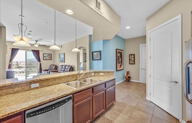 Partially Furnished 2 Bedroom 2 Bathroom Luxury Condo!