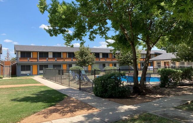 Spanish Crest Apartments