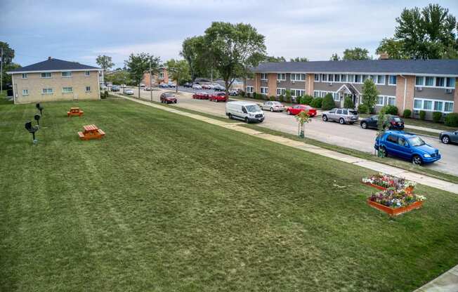 BBQ Grilling area and picnic tables at The Maples, Racine, WI