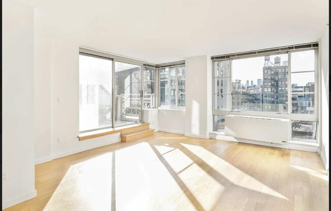 2 beds, 2 baths, $8,595, Unit 11B