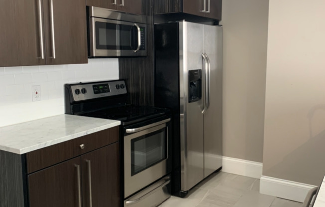 1 bed, 1 bath, $899