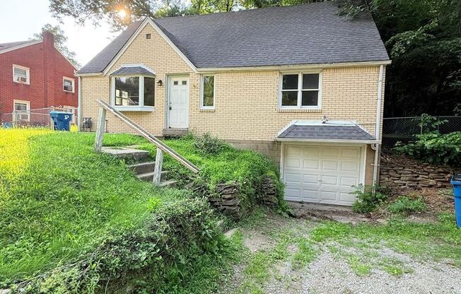 Freshly updated 4BD 1.5BA in Verona!!!