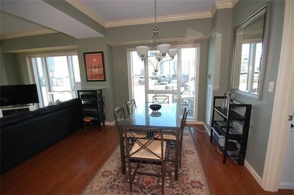 2 beds, 2 baths, 1,026 sqft, $4,400, Unit 1401