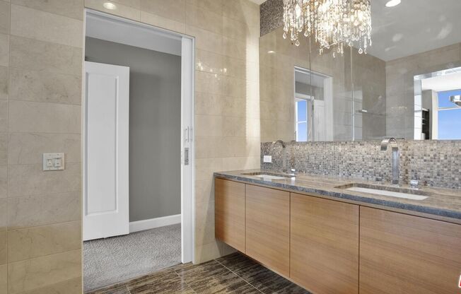 1 bed, 2 baths, 1,390 sqft, $6,195, Unit 39C