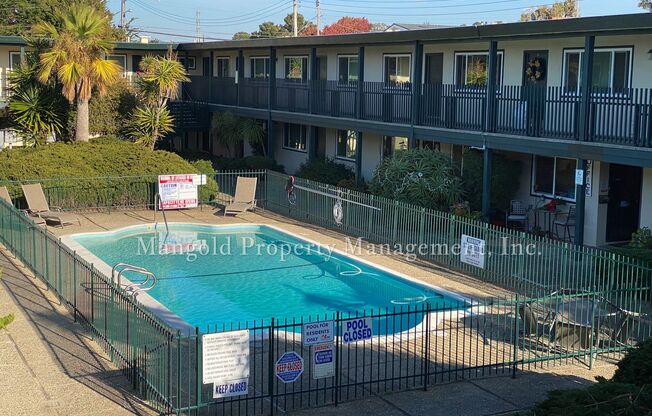 1 bed, 1 bath, 595 sqft, $1,950, Unit 696-32