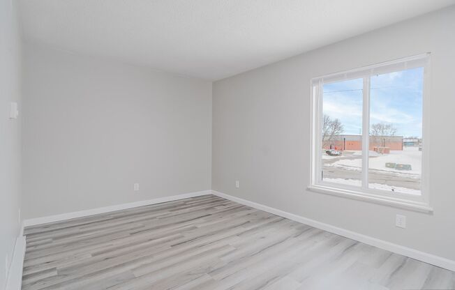 2 beds, 1 bath, 625 sqft, $1,099, Unit 1012 - 3C
