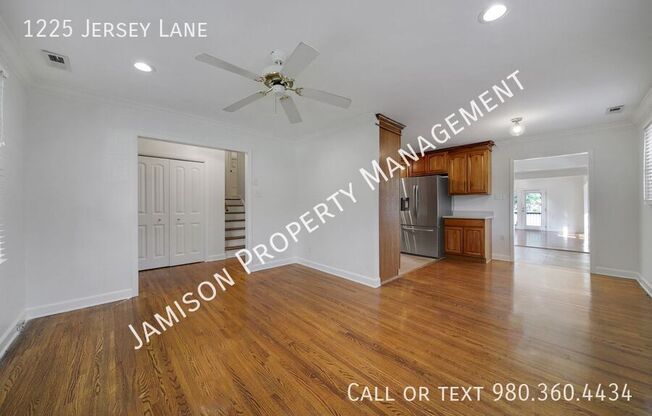 1225 JERSEY LN