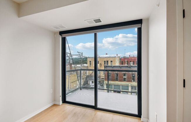 1 bed, 1 bath, 918 sqft, $2,495, Unit 206