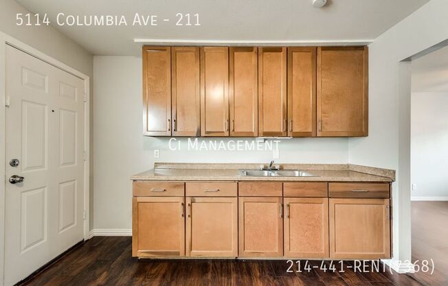 5114 Columbia Ave Apt 211