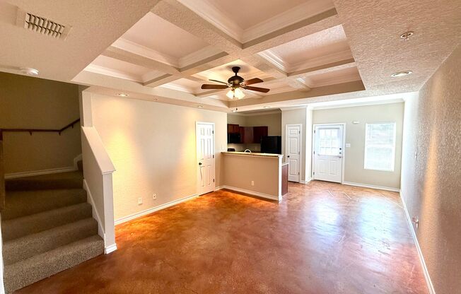 **APPLICATION RECEIVED** **MOVE IN SPECIAL** 2-Story 3 Bedroom / 2.5 Bath Duplex Near Ingram Park Mall!