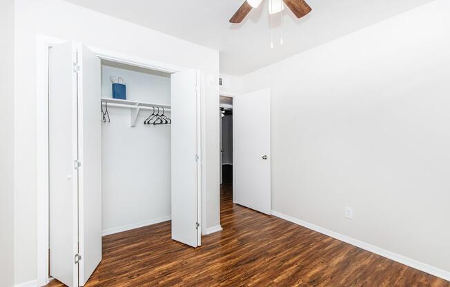 3 beds, 1.5 baths, 1,125 sqft, $1,495