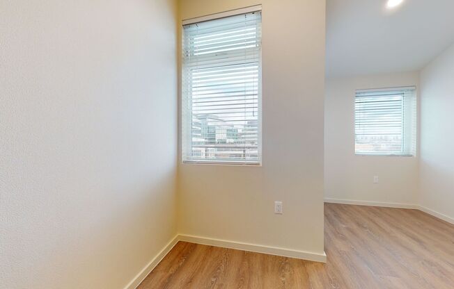 Studio, 1 bath, 175 sqft, $1,350, Unit 515